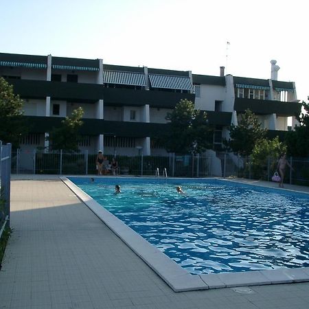 Residence Molo Лидо деле Национи Екстериор снимка